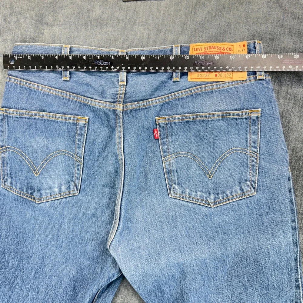 Levi's 501 Original Fit Mens 38x32 Blue Cotton Straight Button Fly Jeans